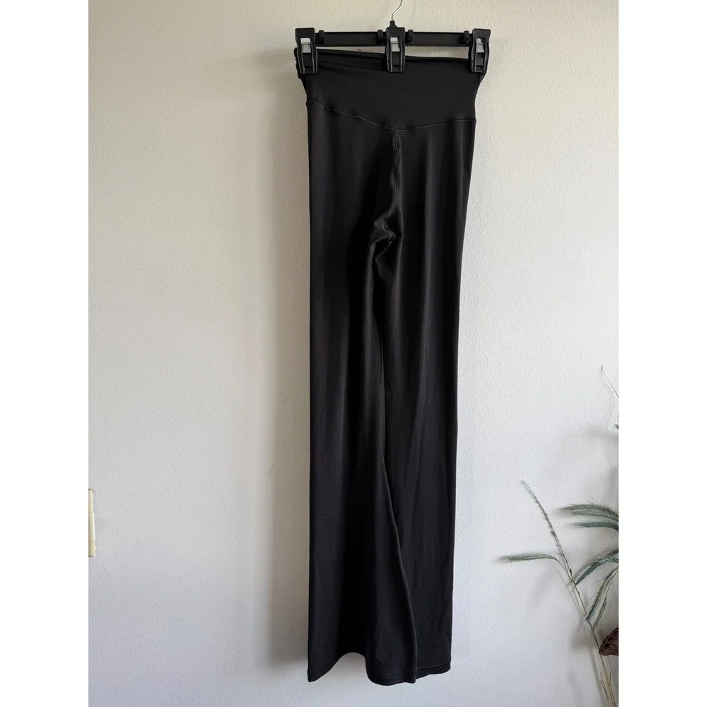 OFFLINE by Aerie Real Me Flare Hi Rise Black Athletic‎ Pants Size S